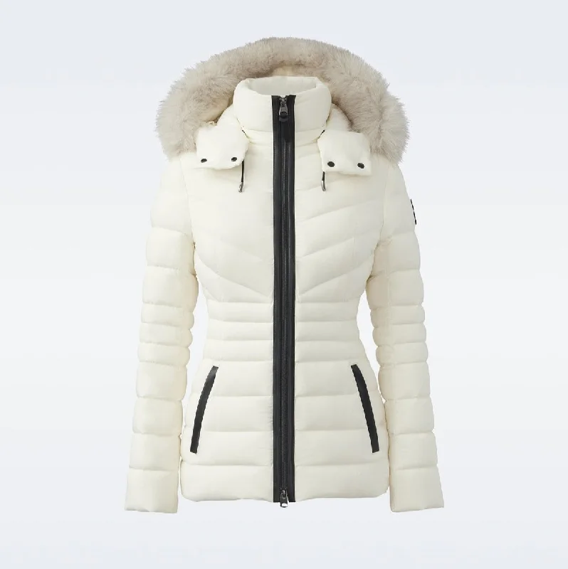 PATSY Agile 360 down jacket Cream