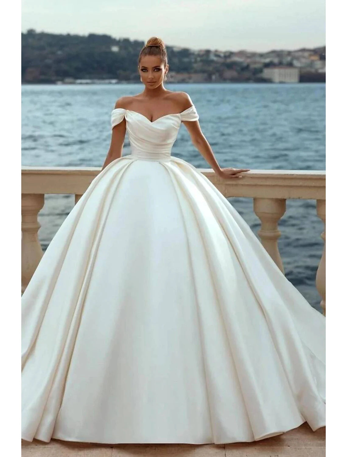 Engagement Formal Wedding Dresses Ball Gown Off Shoulder Cap Sleeve Court Train Satin Bridal Gowns With Ruched